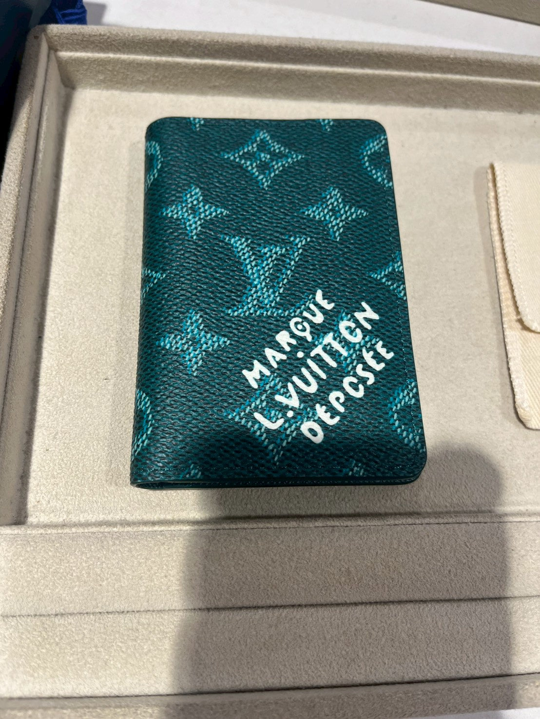 LV pokcet organizer Green M12658