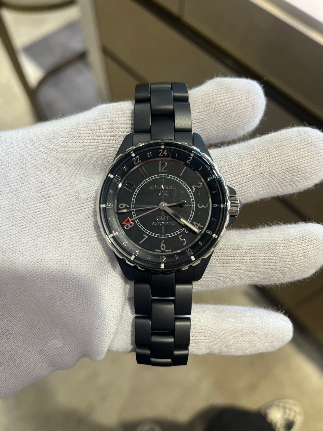 CHANEL J12 SUPER LEGGERA